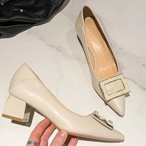 Fang buckle thick heels feminine tip of Fan Jianzhong